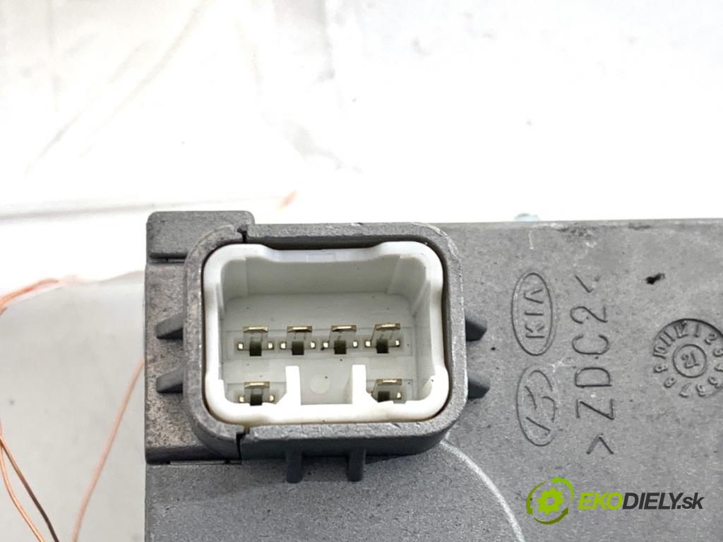 HYUNDAI KONA SUV 2021 77 kW 1.6 GDi Hybrid 1580 blokáda volantu 81900-G2700 (Řízení ostatní)