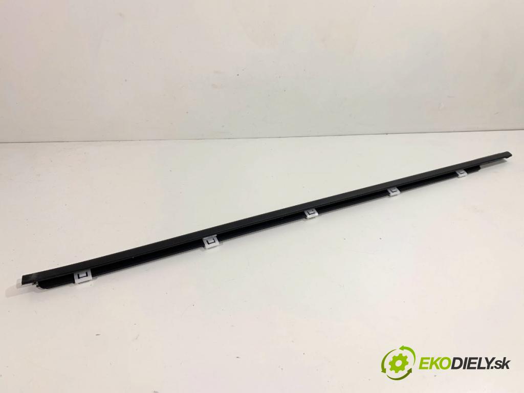 HYUNDAI KONA SUV 2021 77 kW 1.6 GDi Hybrid 1580 Lišta Sbírání: predný ľavy