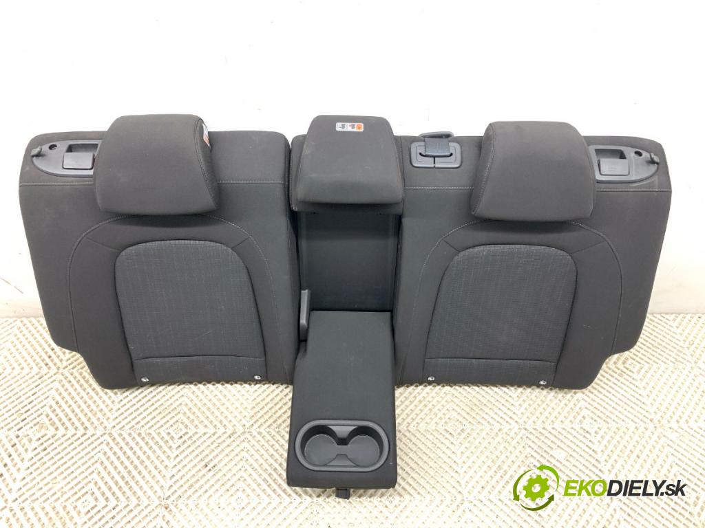 HYUNDAI KONA SUV 2021 77 kW 1.6 GDi Hybrid 1580 Sedadlo druhý rad