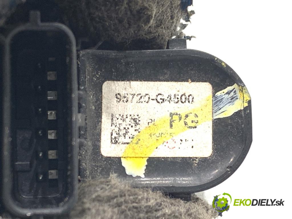 HYUNDAI KONA SUV 2021 77 kW 1.6 GDi Hybrid 1580 Snímač PDC 95720-G4500