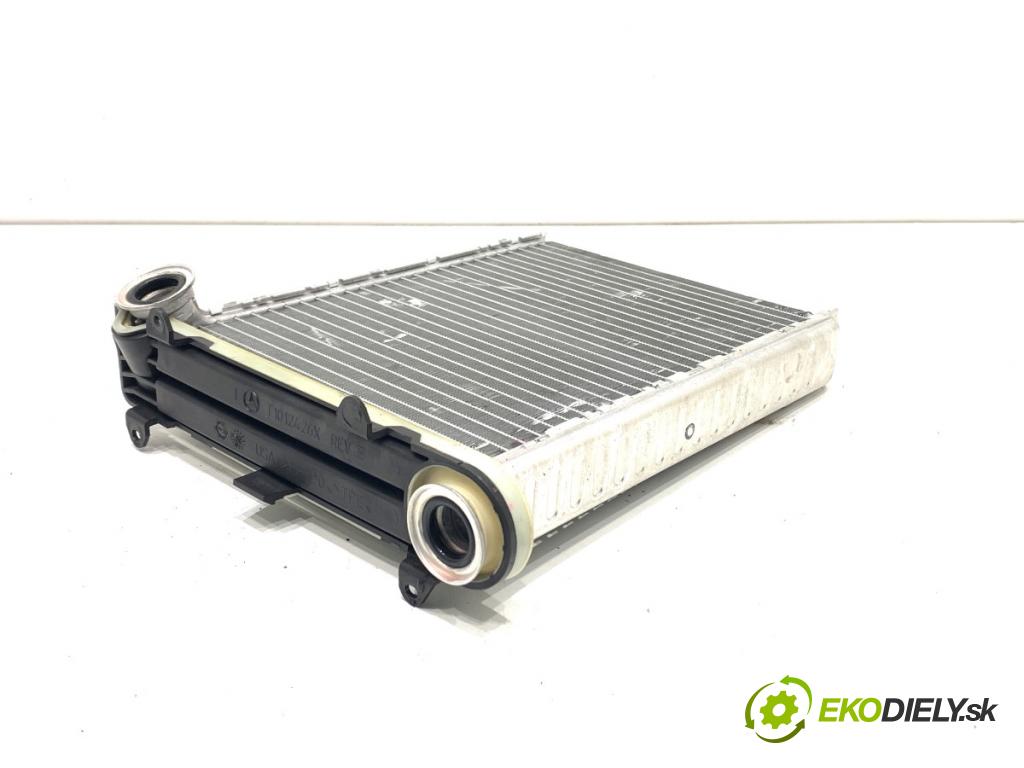 MERCEDES-BENZ GLE SUV 2018 190 kW 350 d 4-matic (166.024) 2987 topné těleso radiátor topení T1000275B (Radiátor topení)