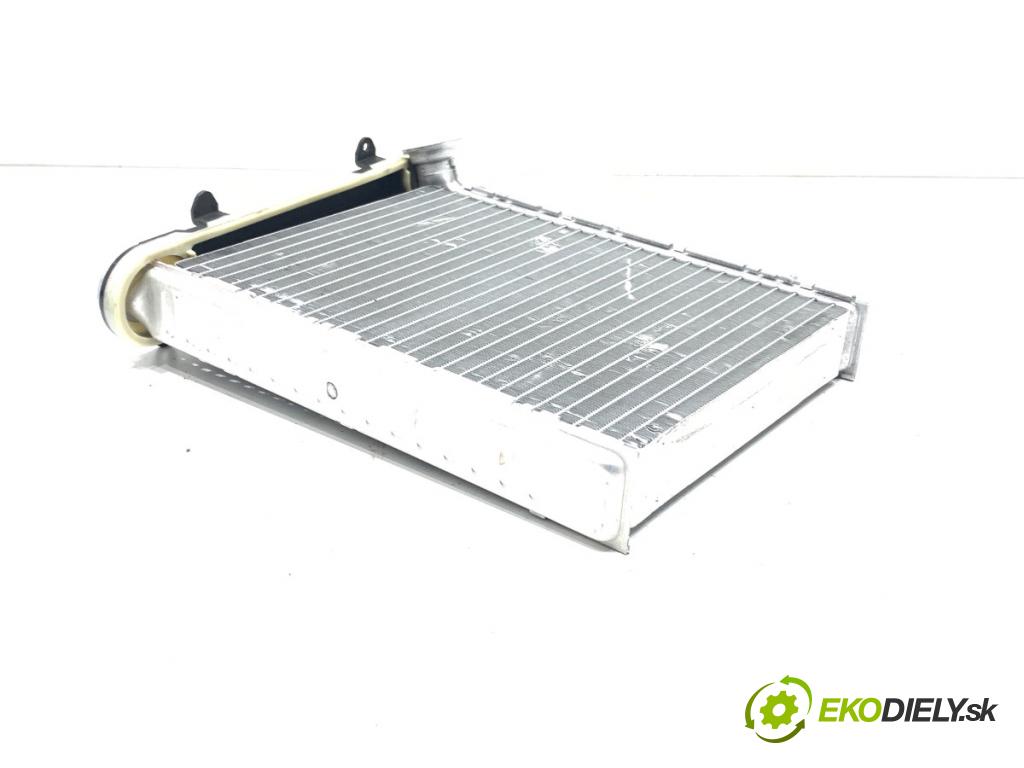 MERCEDES-BENZ GLE SUV 2018 190 kW 350 d 4-matic (166.024) 2987 topné těleso radiátor topení T1000275B (Radiátor topení)