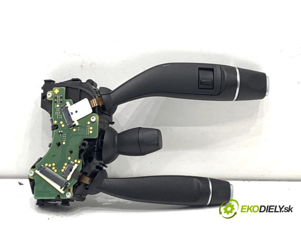 MERCEDES-BENZ GLE SUV 2018 190 kW 350 d 4-matic (166.024) 2987 Prepínač stieračov  (Prepínacie páčky pod volantom)