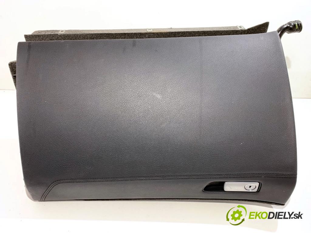 MERCEDES-BENZ GLE SUV 2018 190 kW 350 d 4-matic (166.024) 2987 Priehradka, kastlík spolujazdca  (Priehradka (kastlík))