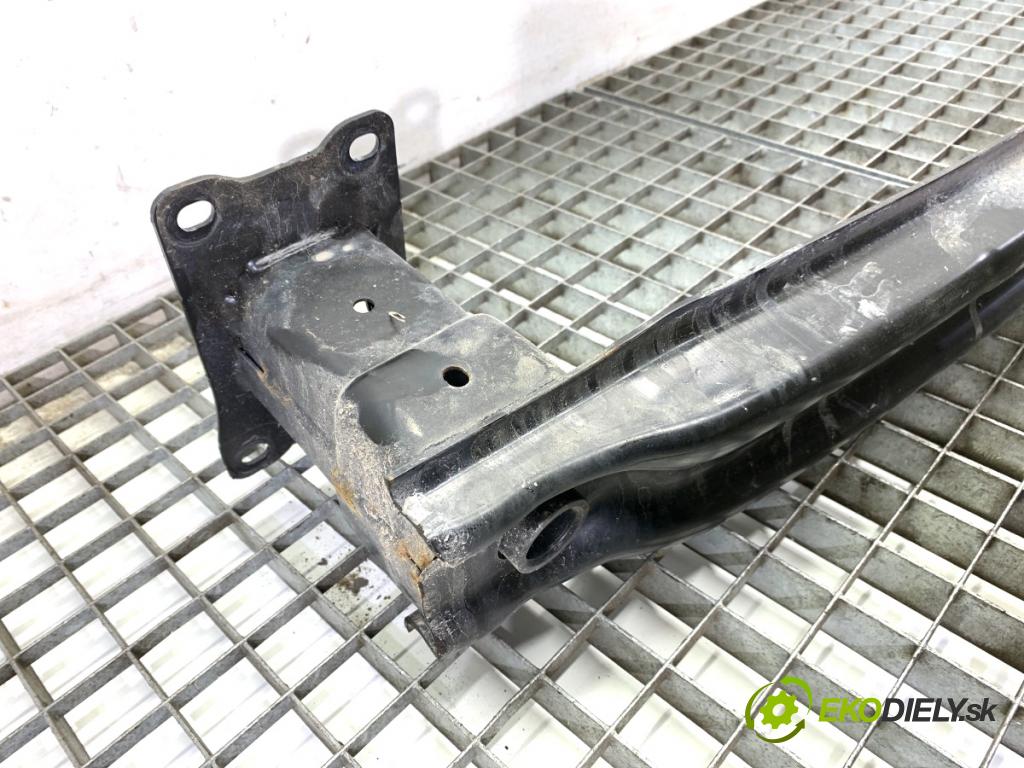 VW GOLF VII Kombi 2019 96 kW 1.5 TSI 1495 výztuha nárazníka zadní část  (Zadní výztuha)