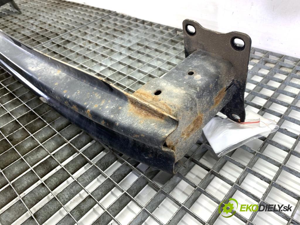 VW GOLF VII Kombi 2019 96 kW 1.5 TSI 1495 výztuha nárazníka zadní část  (Zadní výztuha)