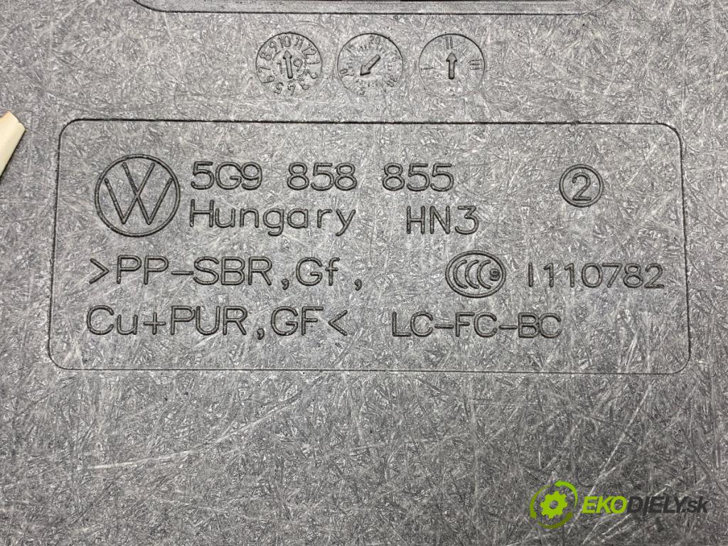 VW GOLF VII Kombi 2019 96 kW 1.5 TSI 1495 KRYTINA: kufra 5G9858855