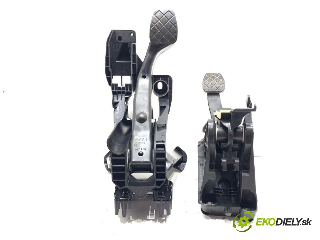 VW GOLF VII Kombi 2019 96 kW 1.5 TSI 1495 PEDÁL: manuálne 5Q1721059HE 5Q1721058DL (Potenciometer plynového pedálu)
