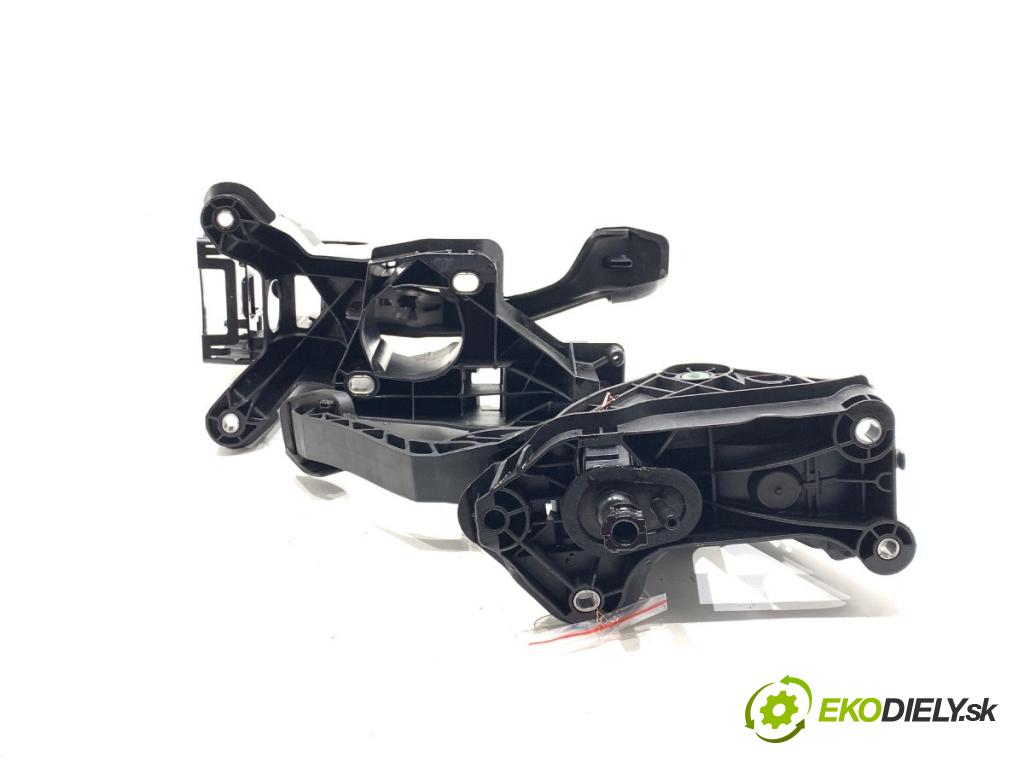 VW GOLF VII Kombi 2019 96 kW 1.5 TSI 1495 PEDÁL: manuálne 5Q1721059HE 5Q1721058DL (Potenciometer plynového pedálu)