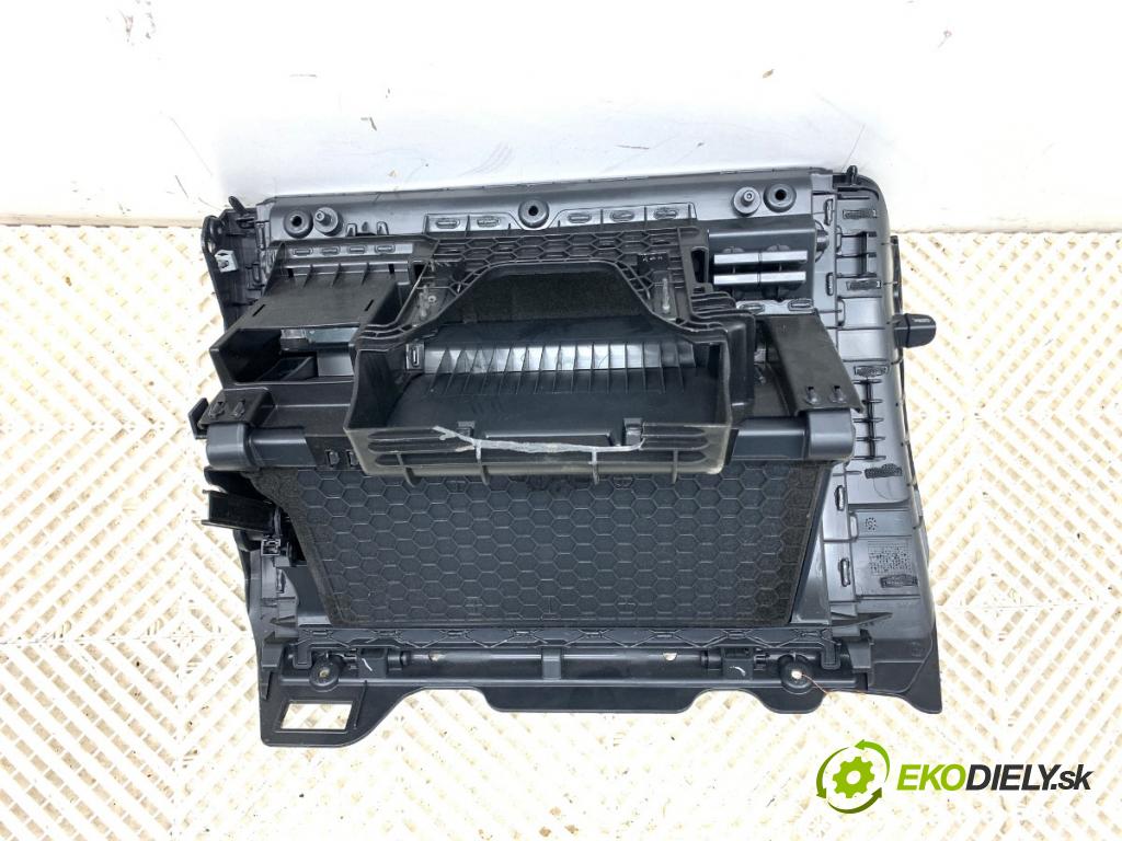 VW GOLF VII Kombi 2019 96 kW 1.5 TSI 1495 Priehradka, kastlík spolujazdca 5G1857285F (Priehradka (kastlík))