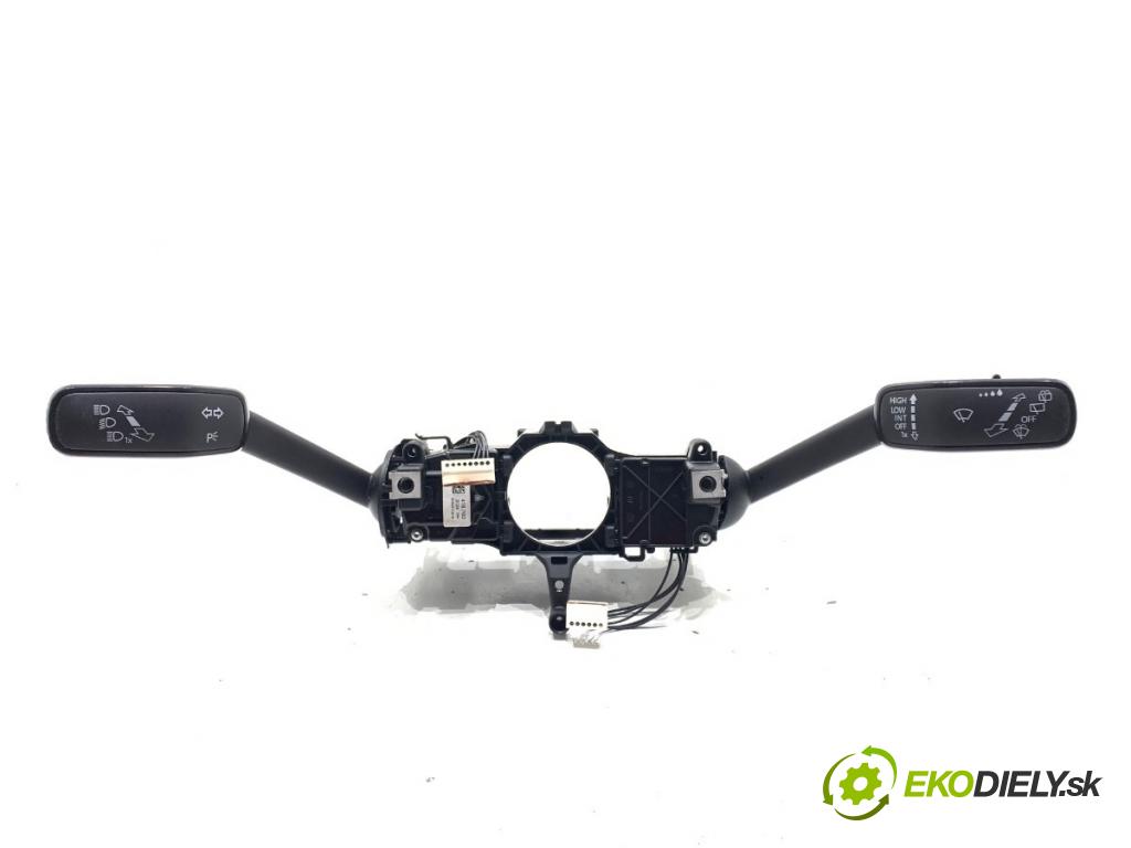 VW GOLF VII Kombi 2019 96 kW 1.5 TSI 1495 Prepínač kombinovaný 5Q1953502AA (Prepínacie páčky pod volantom)