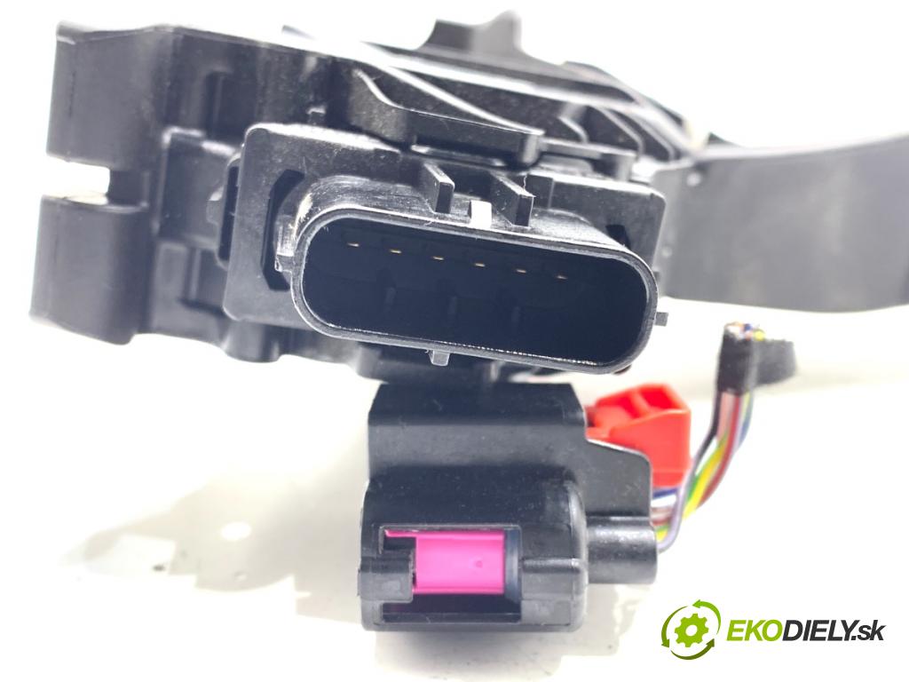 VW GOLF VII Kombi 2019 96 kW 1.5 TSI 1495 Potenciometer plynu 5Q1723503K (Potenciometer plynového pedálu)