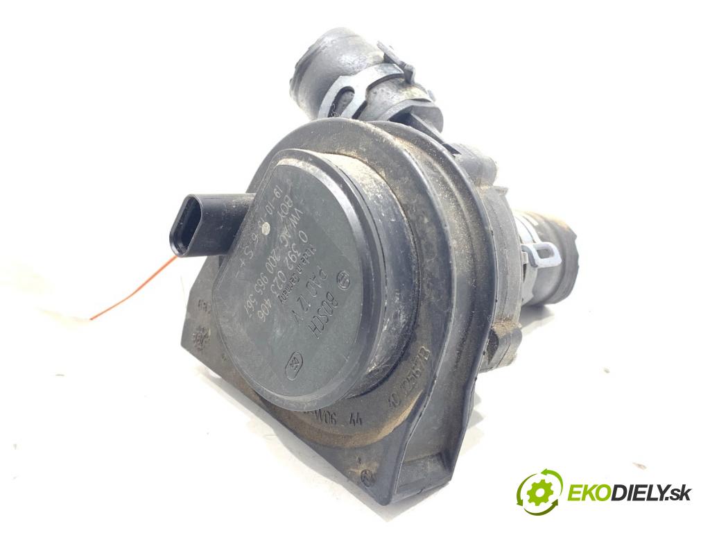 VW GOLF VII Kombi 2019 96 kW 1.5 TSI 1495 DALŠÍ: Pumpa vody 2Q0965567 (Vodná pumpa)