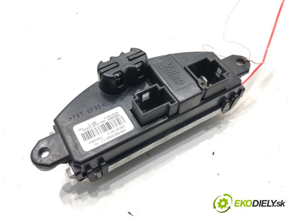 VW GOLF VII Kombi 2019 96 kW 1.5 TSI 1495 odpor rezistor topení vzduchu 5Q0907521C (Odpor topení)