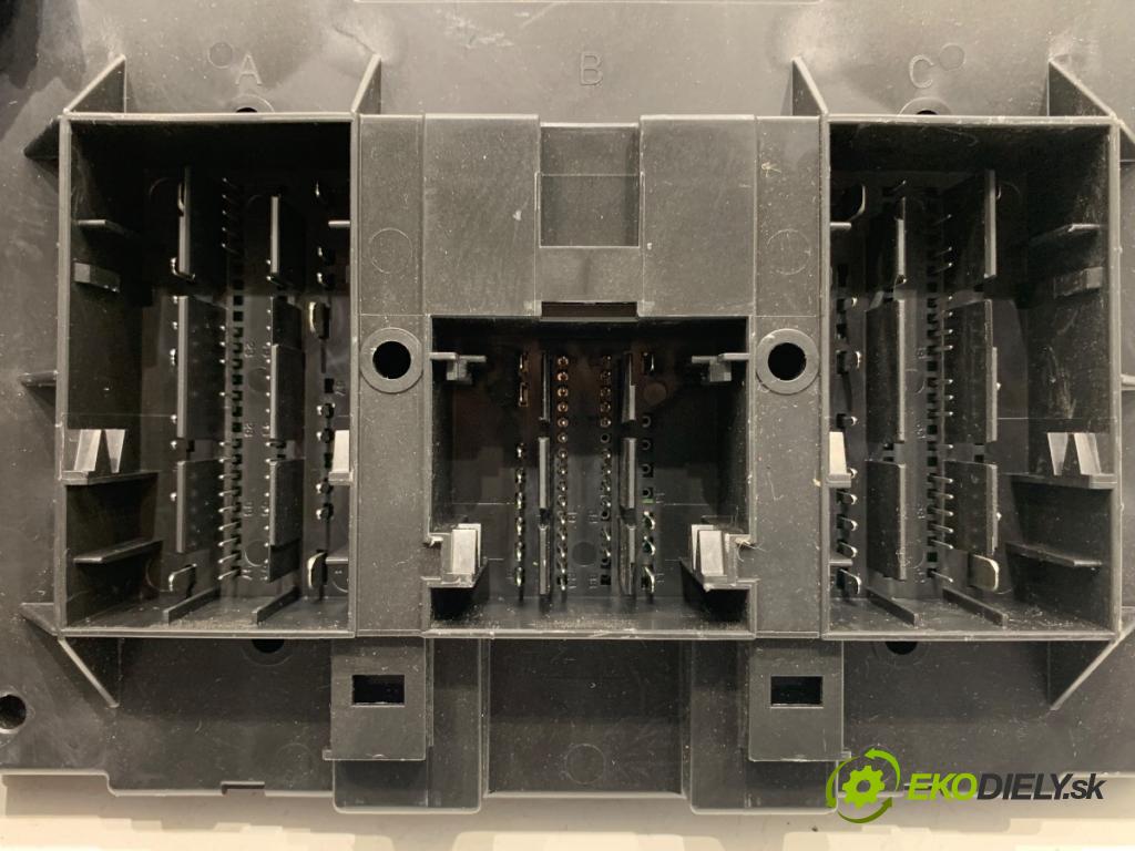 VW GOLF VII Kombi 2019 96 kW 1.5 TSI 1495 Modul komfortu 5Q0937086CE (Modul komfortu)