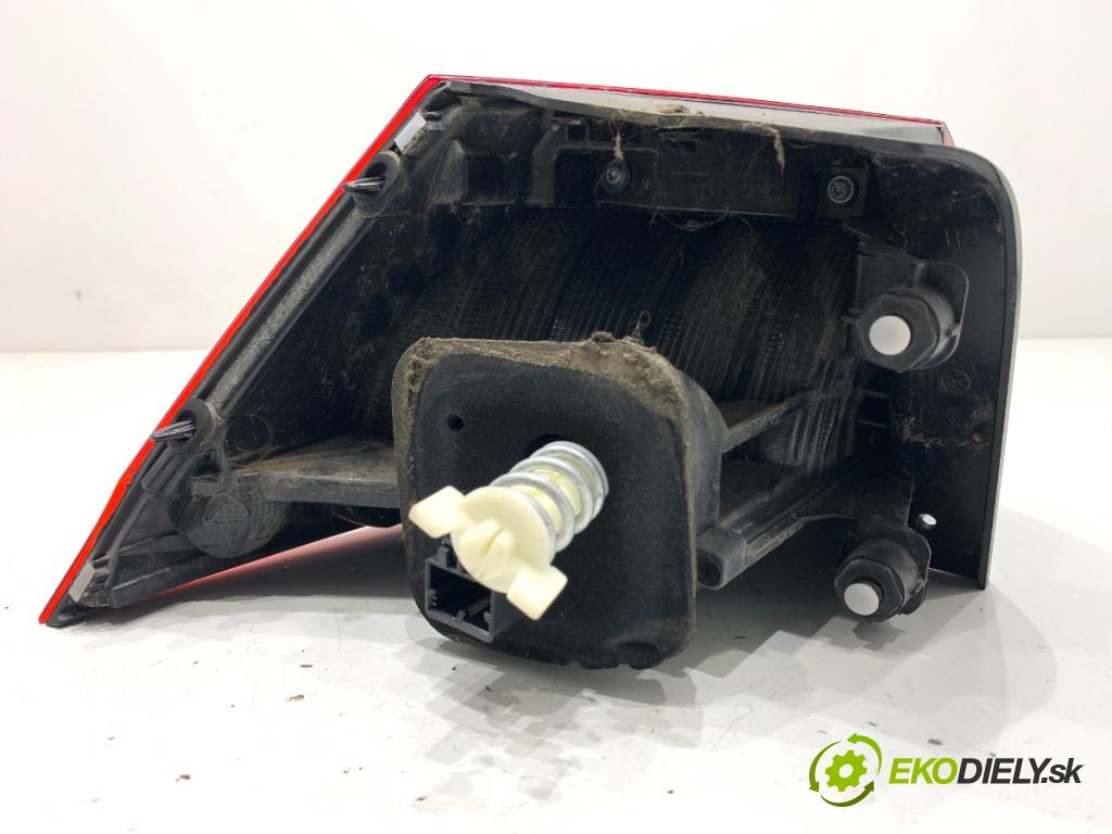 VW GOLF VII Kombi 2019 96 kW 1.5 TSI 1495 Svetlo pravy zad 5G9945096E
