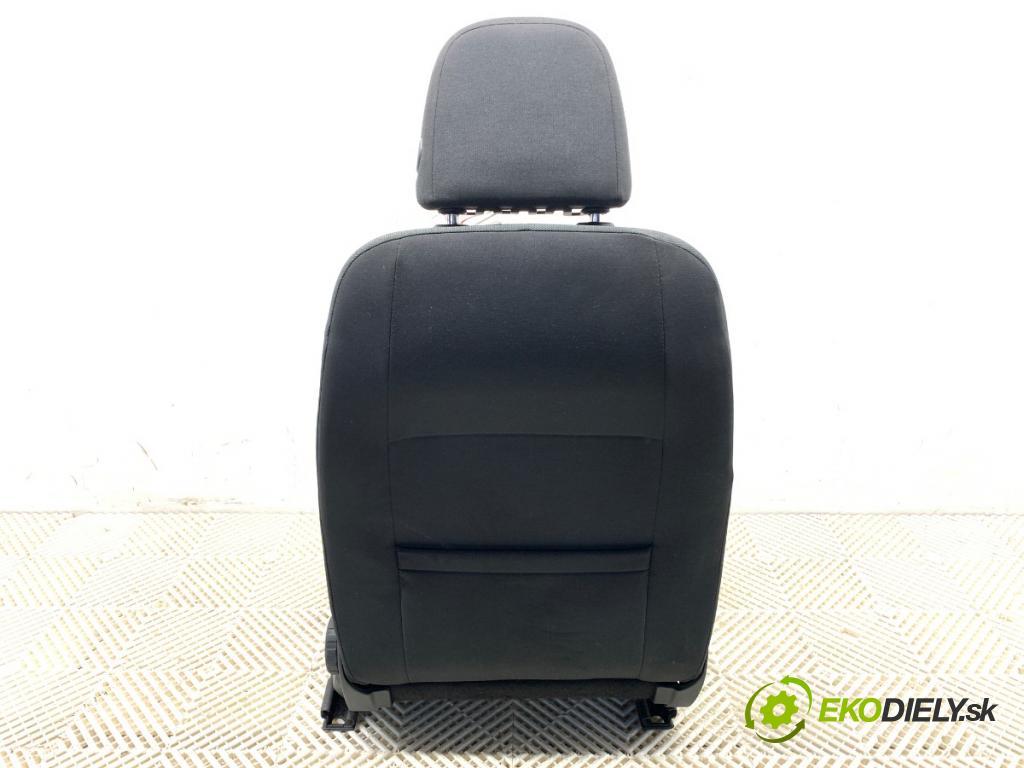 VW GOLF VII Kombi 2019 96 kW 1.5 TSI 1495 Sedadlo ľavy predný