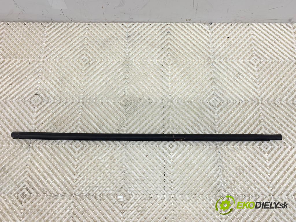 VW GOLF VII Kombi 2019 96 kW 1.5 TSI 1495 Lišta Sbírání: predný ľavy 5G4837477D