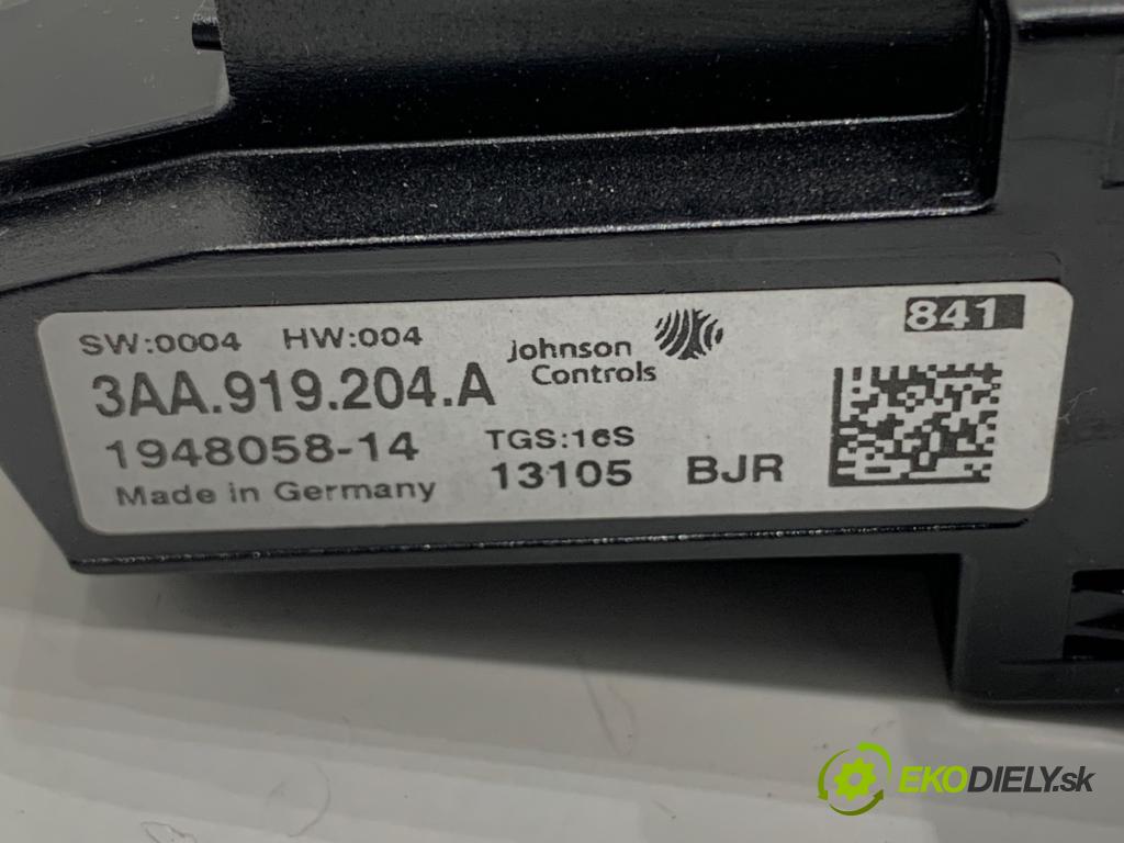 VW PASSAT B7 Kombi 2013 103 kW 2.0 TDI 1968 Displej 3AA919204A (Prístrojová doska)