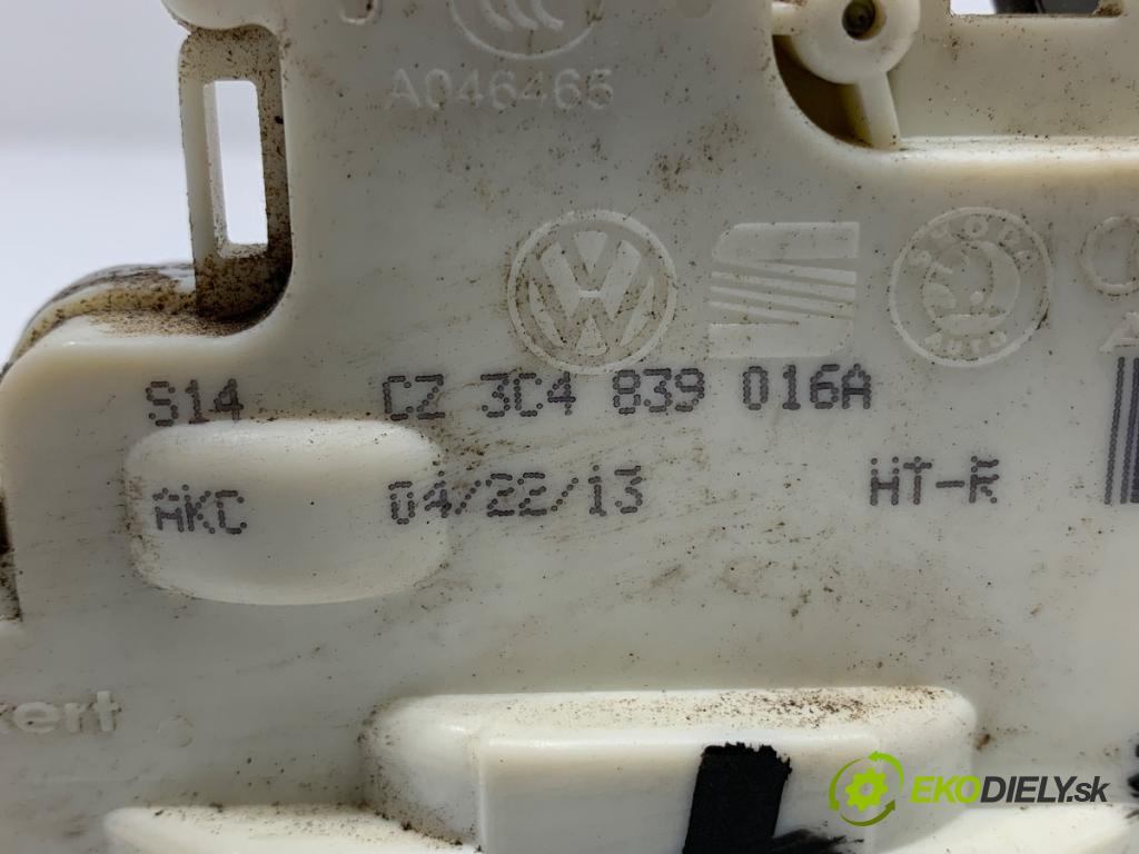 VW PASSAT B7 Kombi 2013 103 kW 2.0 TDI 1968 zámok dveře pravý zadní část 3C4839016A
