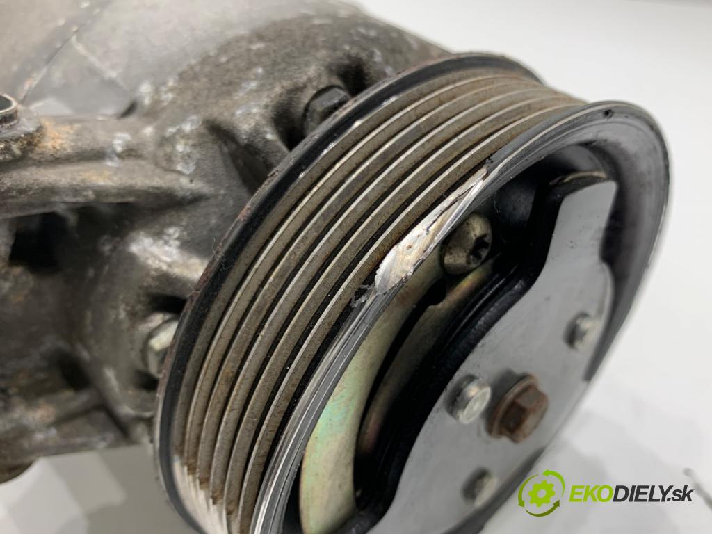 VW PASSAT B7 Kombi 2013 103 kW 2.0 TDI 1968 kompresor klimatizace 5N0820803E (Kompresor klimatizace)