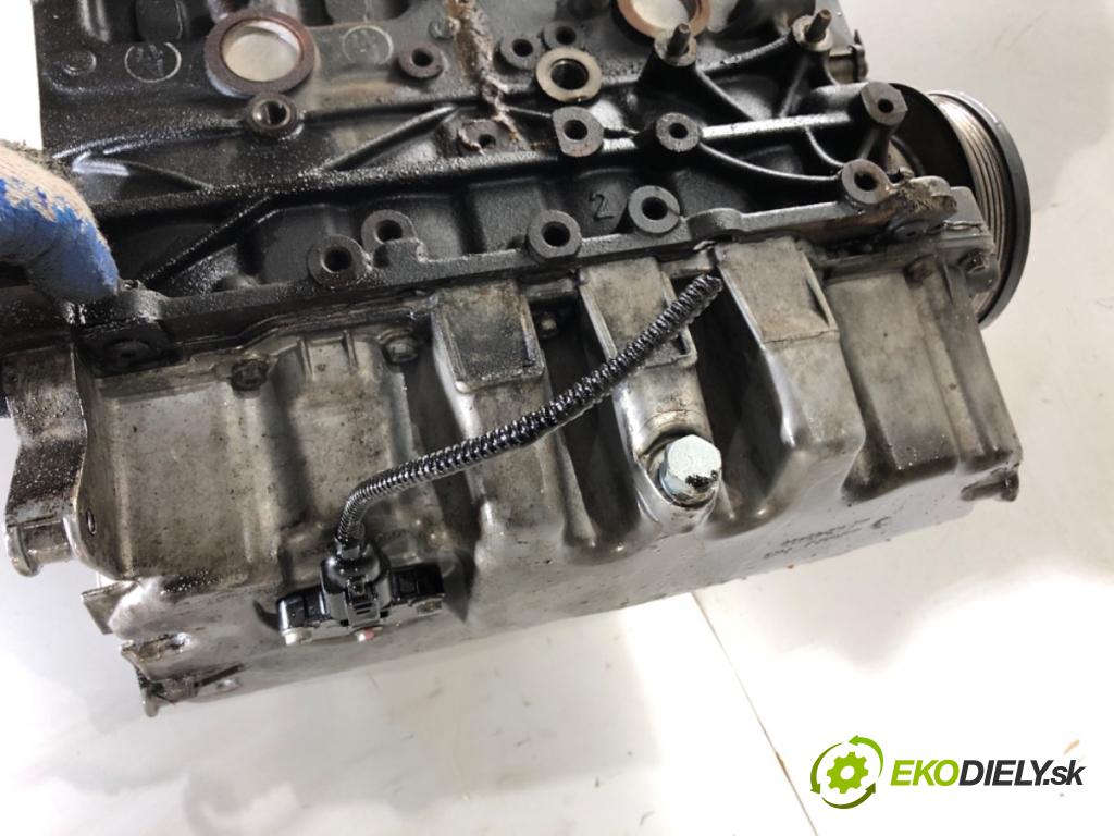 VW PASSAT B7 Kombi 2013 103 kW 2.0 TDI 1968 Motor CFF (Motor)