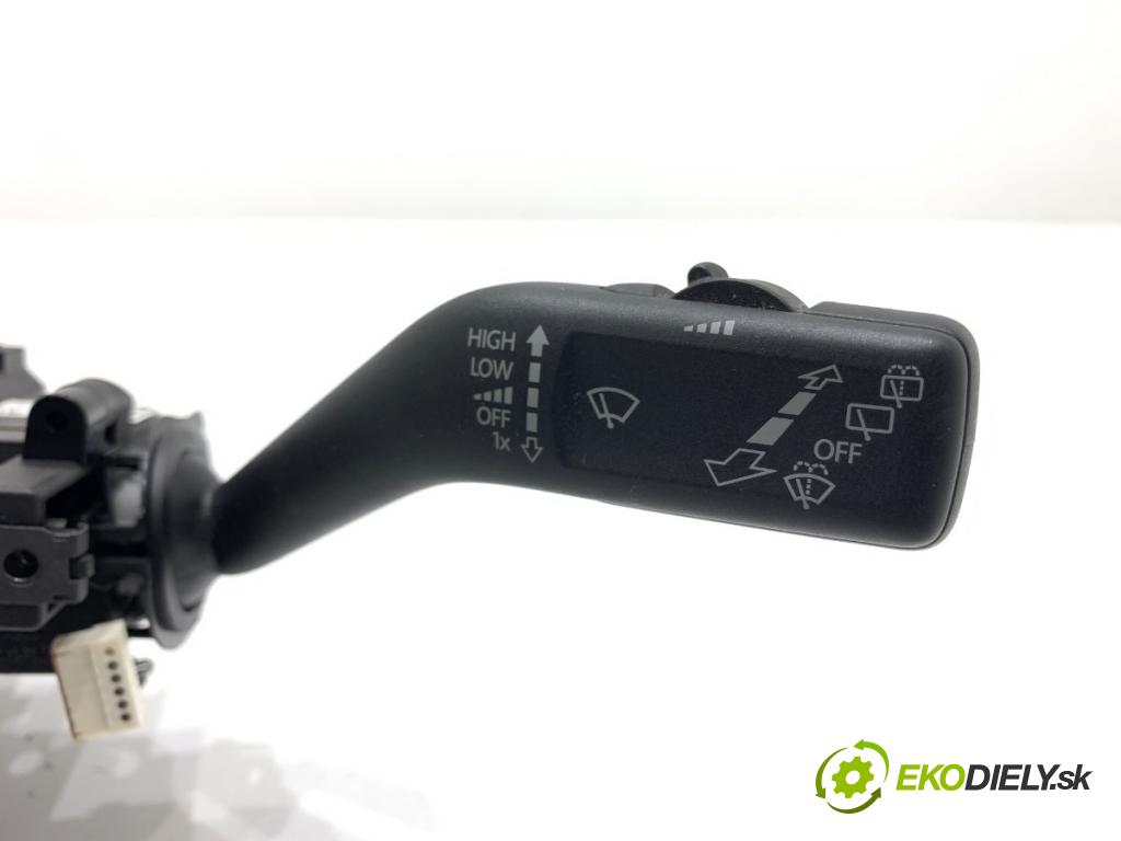 VW PASSAT B7 Kombi 2013 103 kW 2.0 TDI 1968 Prepínač kombinovaný 3C9953501BG (Prepínacie páčky pod volantom)