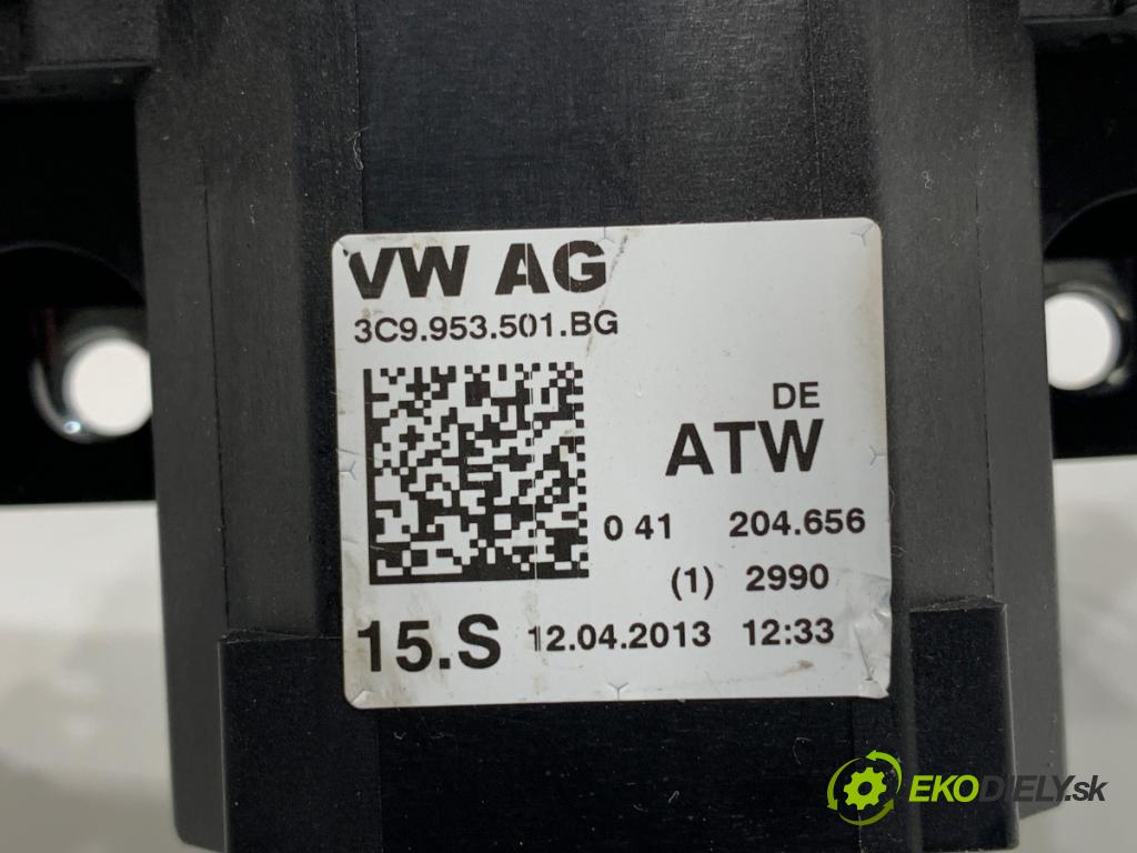 VW PASSAT B7 Kombi 2013 103 kW 2.0 TDI 1968 Prepínač kombinovaný 3C9953501BG (Prepínacie páčky pod volantom)