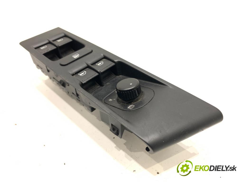 VW PASSAT B7 Kombi 2013 103 kW 2.0 TDI 1968 Prepínač okien 1K4959857B (Prepínacie páčky pod volantom)