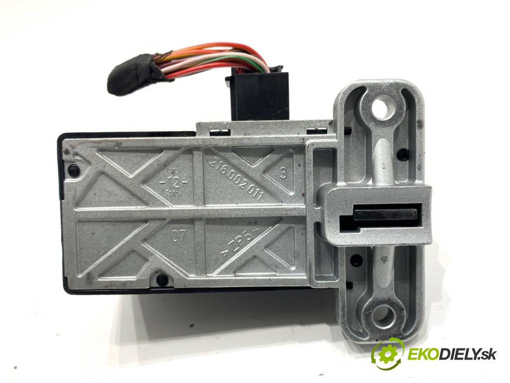 VW PASSAT B7 Kombi 2013 103 kW 2.0 TDI 1968 blokáda volantu 3C0905861J (Riadenie ostatné)