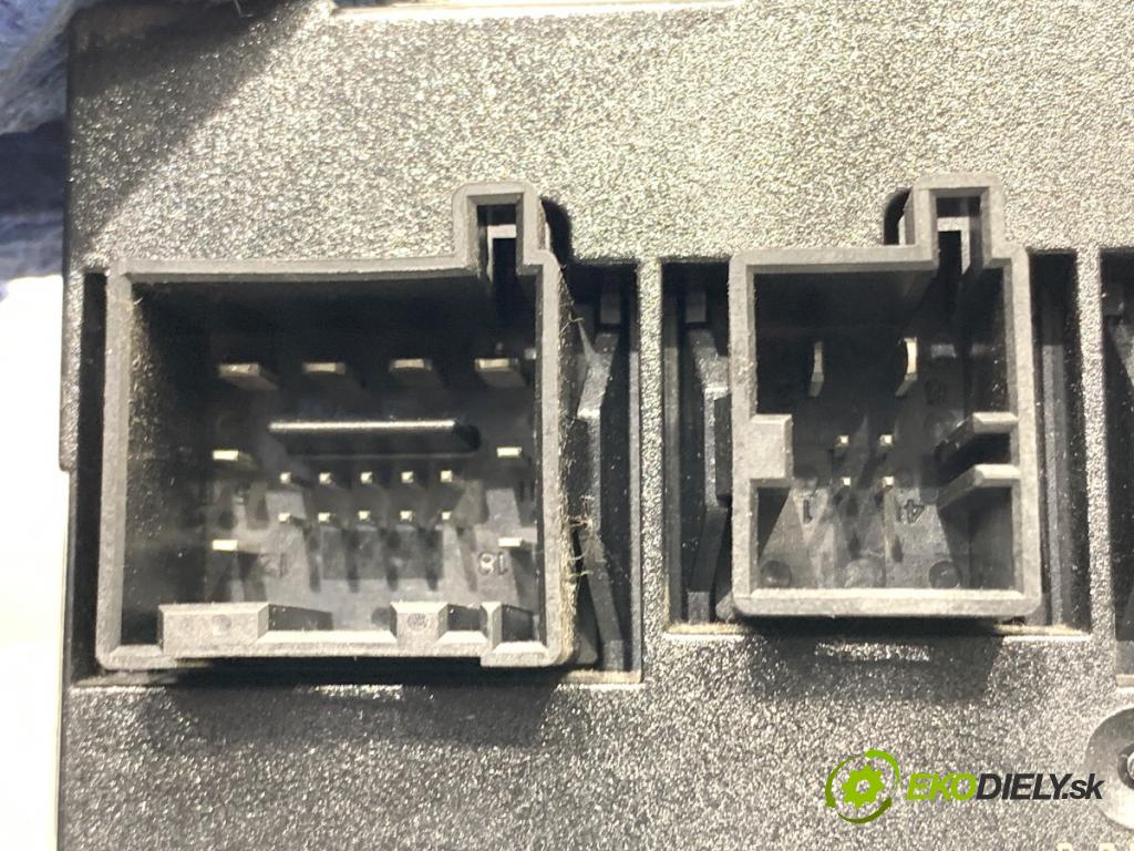 VW PASSAT B7 Kombi 2013 103 kW 2.0 TDI 1968 Modul komfortu 3AA959433B (Modul komfortu)