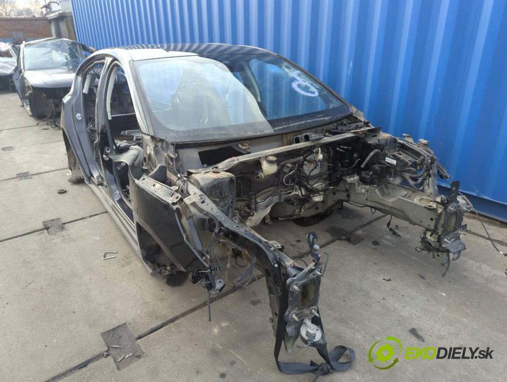 FORD FOCUS IV liftback 2019 88 kW 1.5 EcoBlue 1499 KAROSERIA ČTVRŤÁK blatník zadní část levý pravý práh střecha PODŁUŻNICA levý pravý 