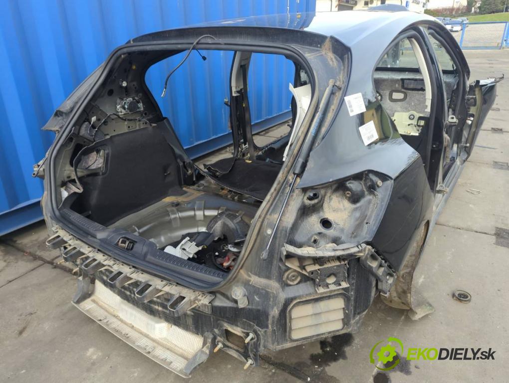 FORD FOCUS IV liftback 2019 88 kW 1.5 EcoBlue 1499 KAROSERIA ČTVRŤÁK blatník zadní část levý pravý práh střecha PODŁUŻNICA levý pravý