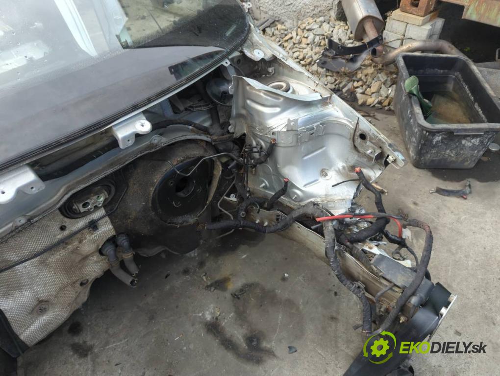 SEAT TOLEDO IV liftback 2016 66 kW 1.2 TSI 1197 KAROSERIA ČTVRŤÁK blatník zadní část levý pravý práh střecha PODŁUŻNICA levý pravý