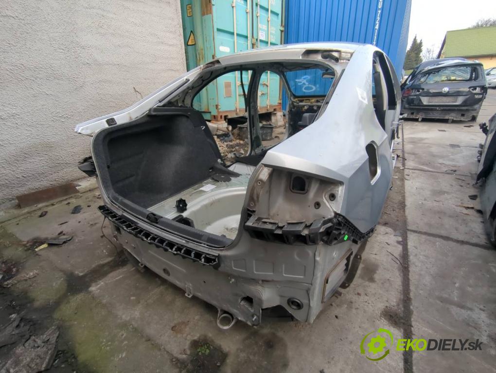 SEAT TOLEDO IV liftback 2016 66 kW 1.2 TSI 1197 KAROSERIA ČTVRŤÁK blatník zadní část levý pravý práh střecha PODŁUŻNICA levý pravý