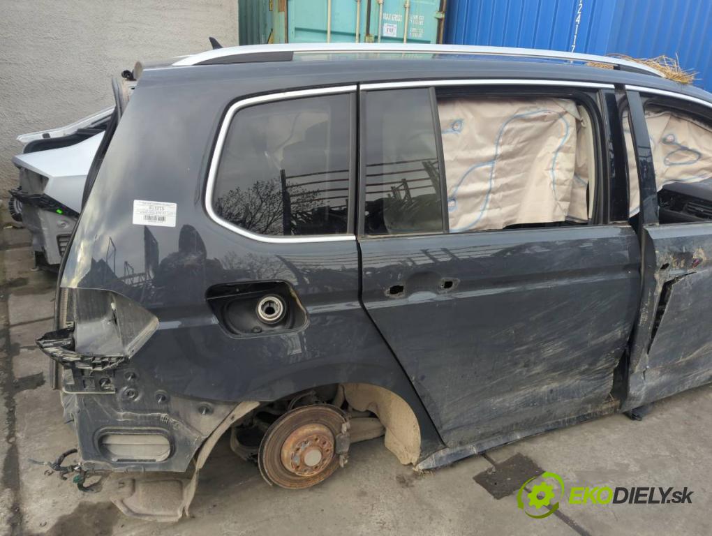 VW TOURAN nadwozie wielkoprzestrzenne (MPV) 2017 132 kW 1.8 TSI 1798 KAROSERIA ČTVRŤÁK blatník zadní část levý pravý práh střecha PODŁUŻNICA levý pravý