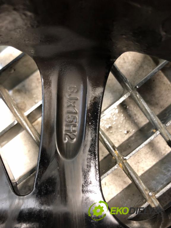 FIAT --- ---  --- --- --- disk HLINÍK 15 6JX15H2 ET38 5X98: