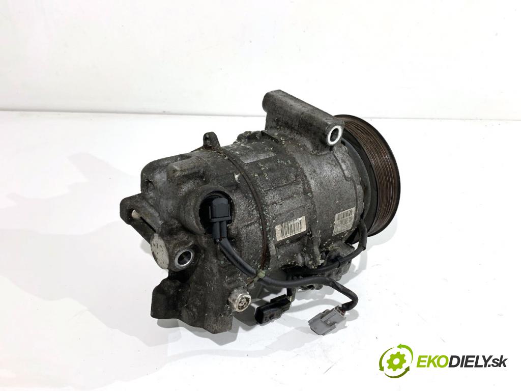 NISSAN QASHQAI J11 SUV 2015 85 kW 1.2 DIG-T 1197 kompresor klimatizace 926004EB0A (Kompresor klimatizace)