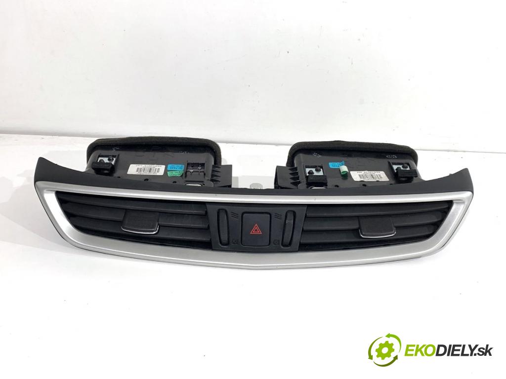 NISSAN QASHQAI J11 SUV 2015 85 kW 1.2 DIG-T 1197 Mriežky kúrenia predný 68750-4EA0A