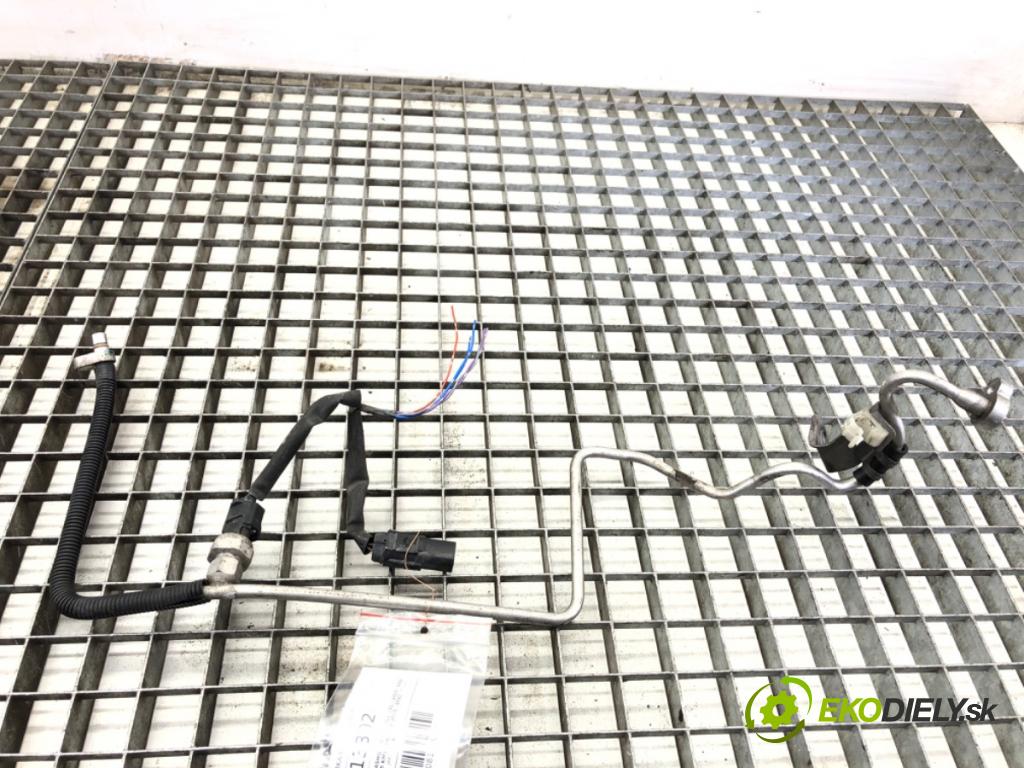 NISSAN QASHQAI J11 SUV 2015 85 kW 1.2 DIG-T 1197 rúrka klimatizácie 924414ED0A (Rúrka klimatizácie)