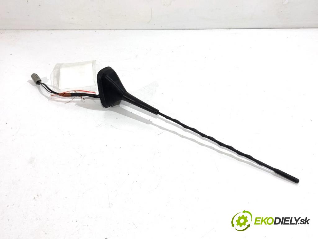 NISSAN QASHQAI J11 SUV 2015 85 kW 1.2 DIG-T 1197 ANTENA 