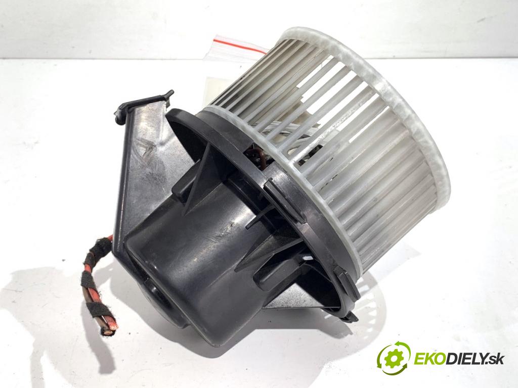VW CARFTER 30 35 Autobus 2016 100 kW 2.0 TDI 1968 ventilátor kúrenia 2002221