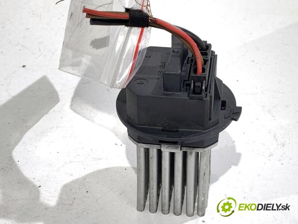 VW CARFTER 30 35 Autobus 2016 100 kW 2.0 TDI 1968 odpor rezistor topení vzduchu 5HL008941 (Odpor topení)