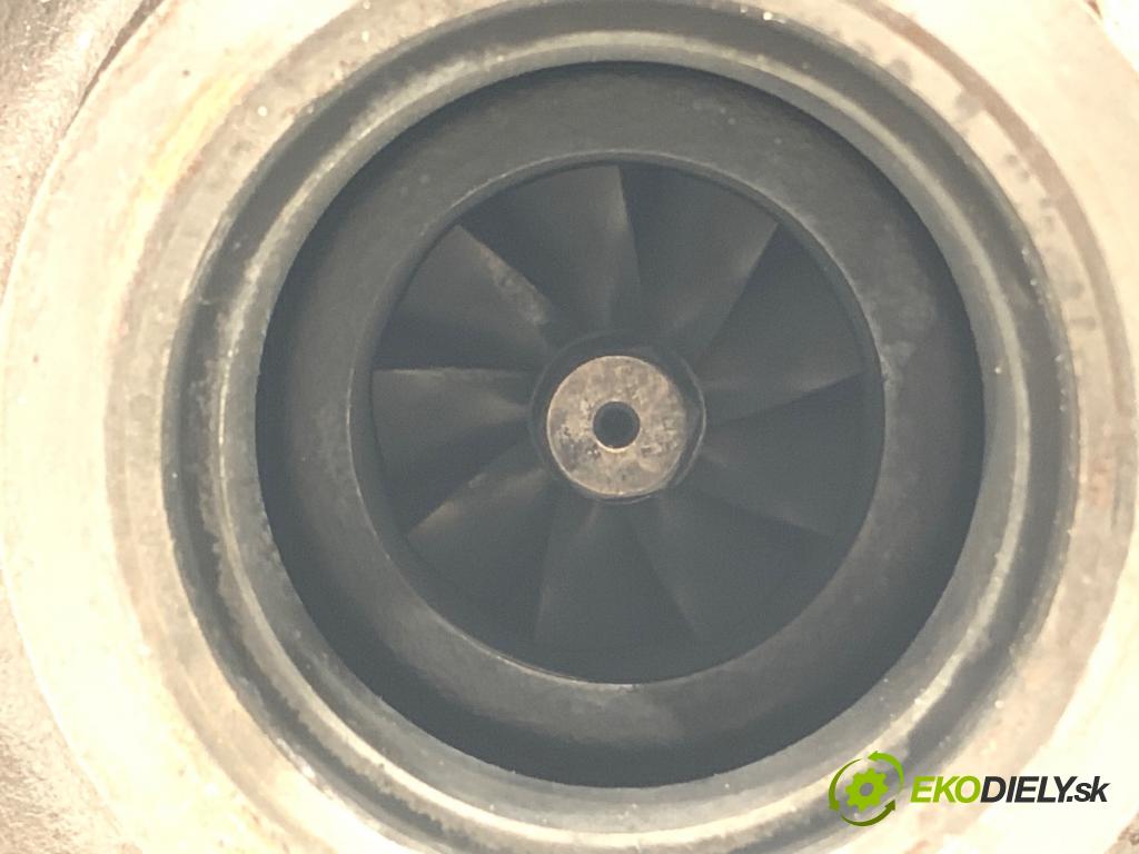 VW PASSAT B8 Kombi 2016 140 kW 2.0 TDI 1968 Turbodúchadlo,turbo 04L253056M (Turbodúchadlo (kompletné))