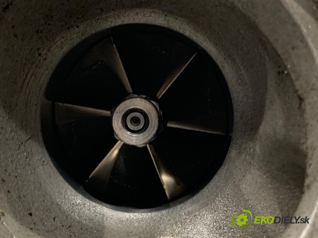 VW PASSAT B8 Kombi 2016 140 kW 2.0 TDI 1968 Turbodúchadlo,turbo 04L253056M (Turbodúchadlo (kompletné))