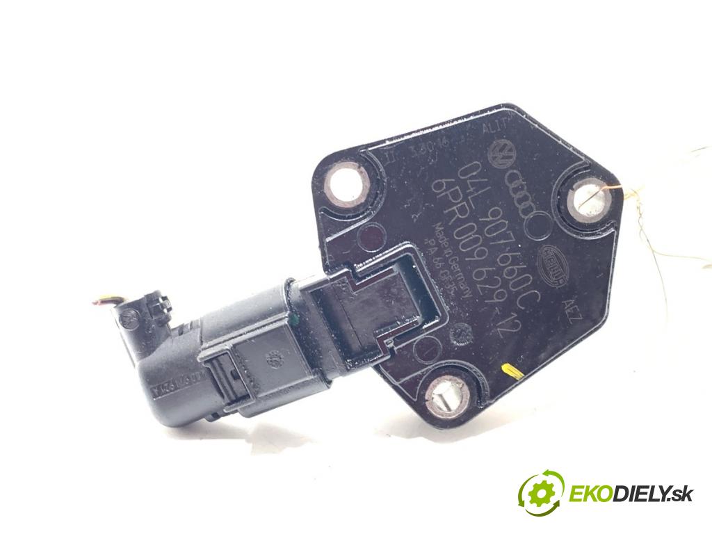 VW PASSAT B8 Kombi 2016 140 kW 2.0 TDI 1968 Snímač hladiny oleja 04L907660C (Snímač)