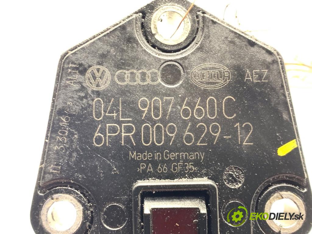 VW PASSAT B8 Kombi 2016 140 kW 2.0 TDI 1968 Snímač hladiny oleja 04L907660C (Snímač)