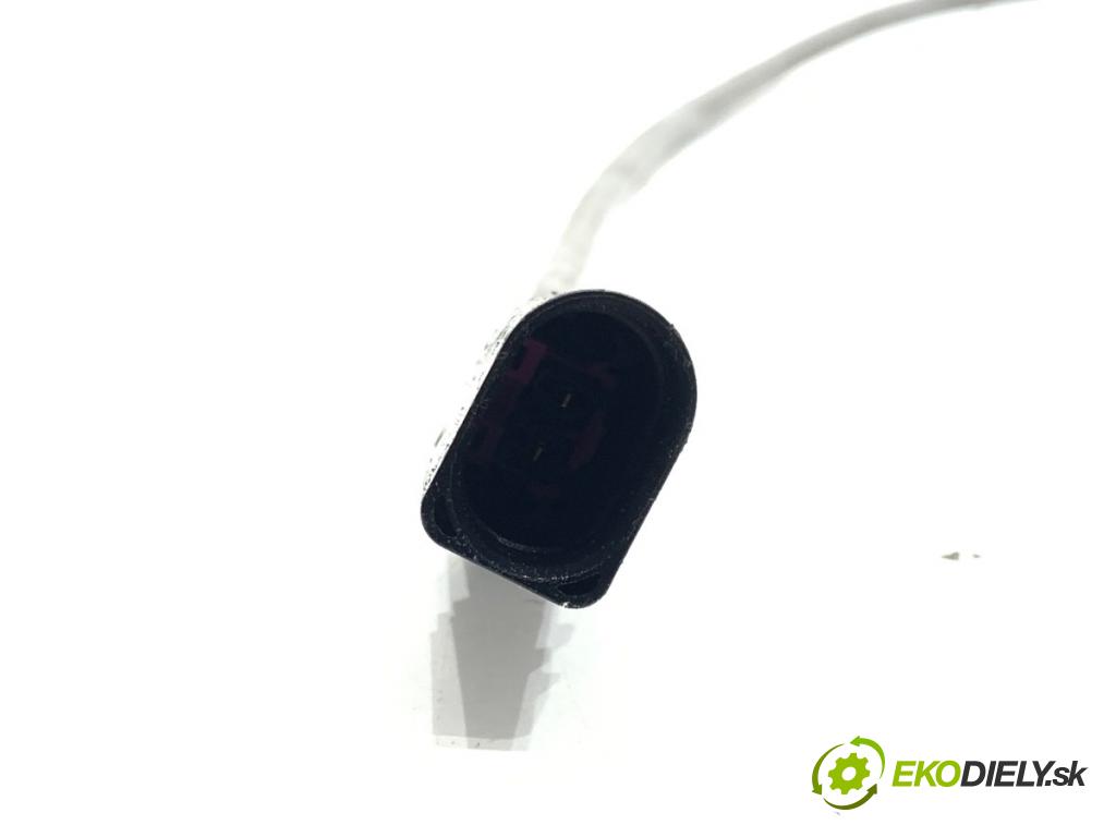 VW PASSAT B8 Kombi 2016 140 kW 2.0 TDI 1968 Snímač teploty spalín 04L906088BL (Snímač)