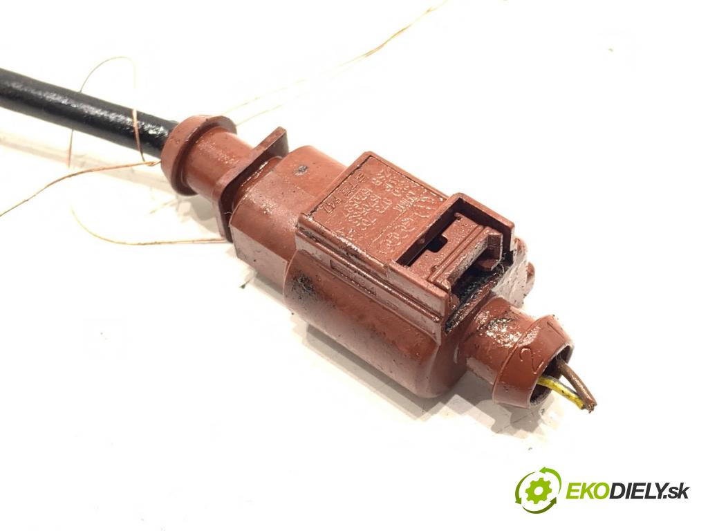 VW PASSAT B8 Kombi 2016 140 kW 2.0 TDI 1968 Snímač teploty spalín 04L906088BB (Snímač)