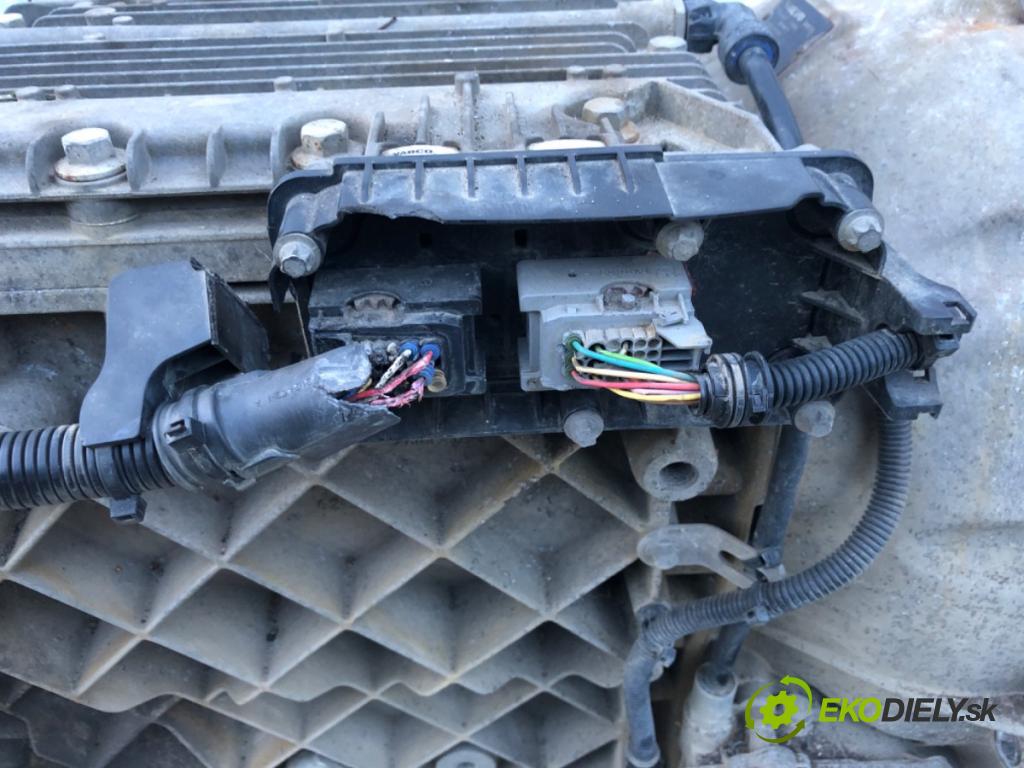 VOLVO FH II Platforma / podwozie 2015 368 kW 500 368 kW [500 KM] olej napędowy 2017 - 2022 12777 Prevodovka AT2612E (Prevodovka)